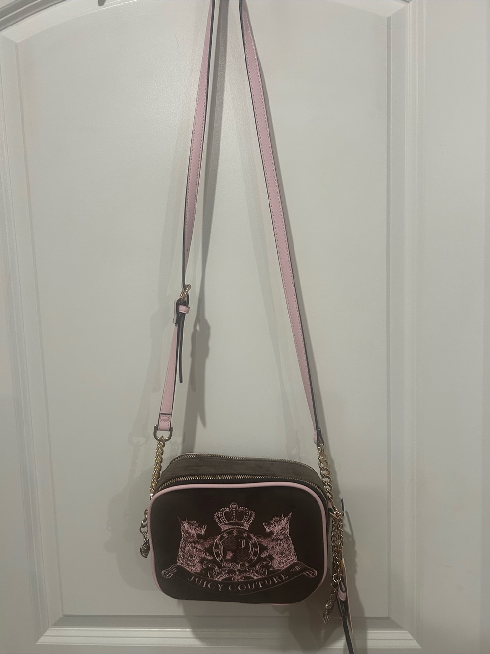 Juicy Couture Brown Crossbody Bag with Pink Trim and Gold Accents